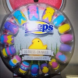 NWT Adorable Peeps Press on 💅 Nails